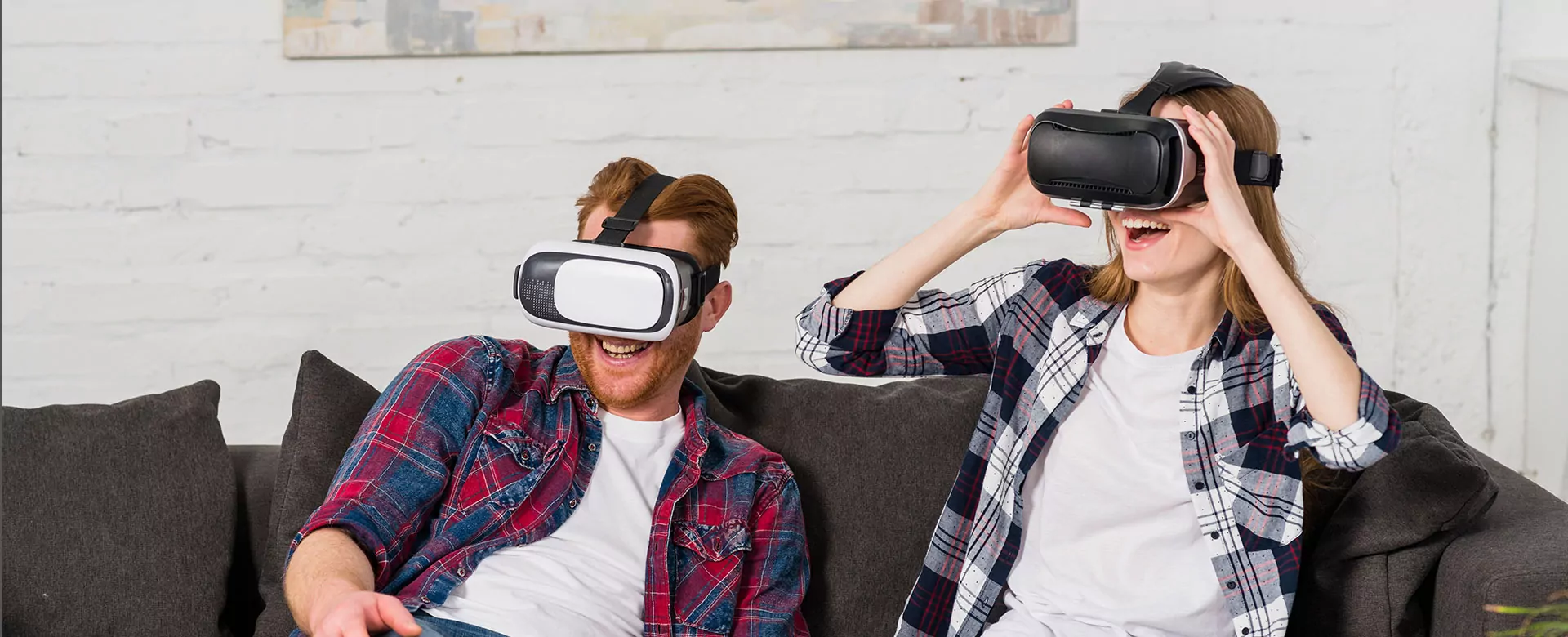 Intelivita is a leading virtual reality app development company in the UK. Our team of proficient VR developers are ready to help you create your next VR Experience.